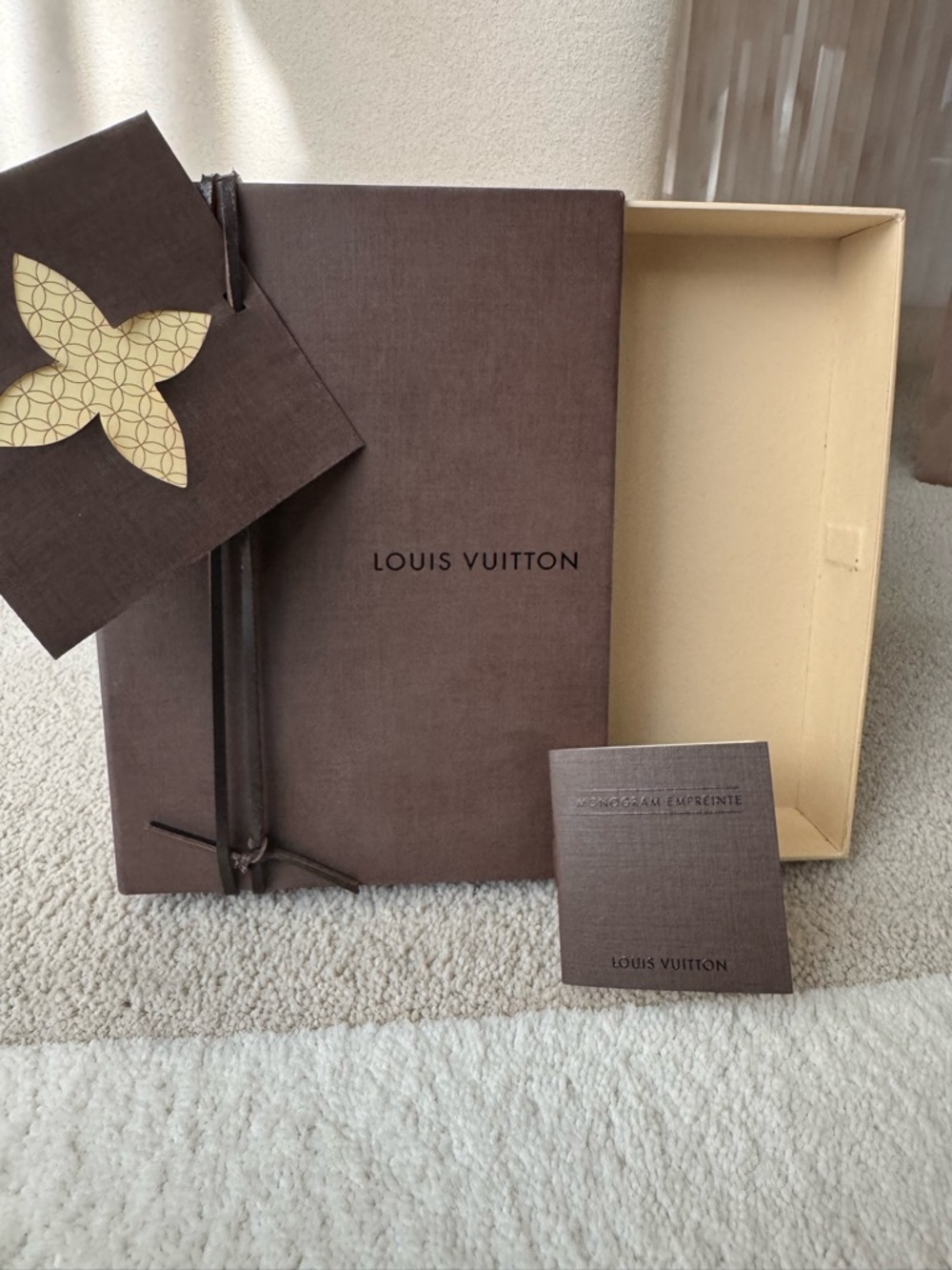 Louis Vuitton Brown Empty Drawer Slide Pull Out Box Ribbon Card 7.5 x 5.5 x 1.5
